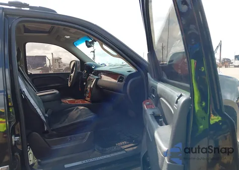 2013 Chevrolet Avalanche Ltz из США, поврежденный, VIN 3GNMCGE06DG225090